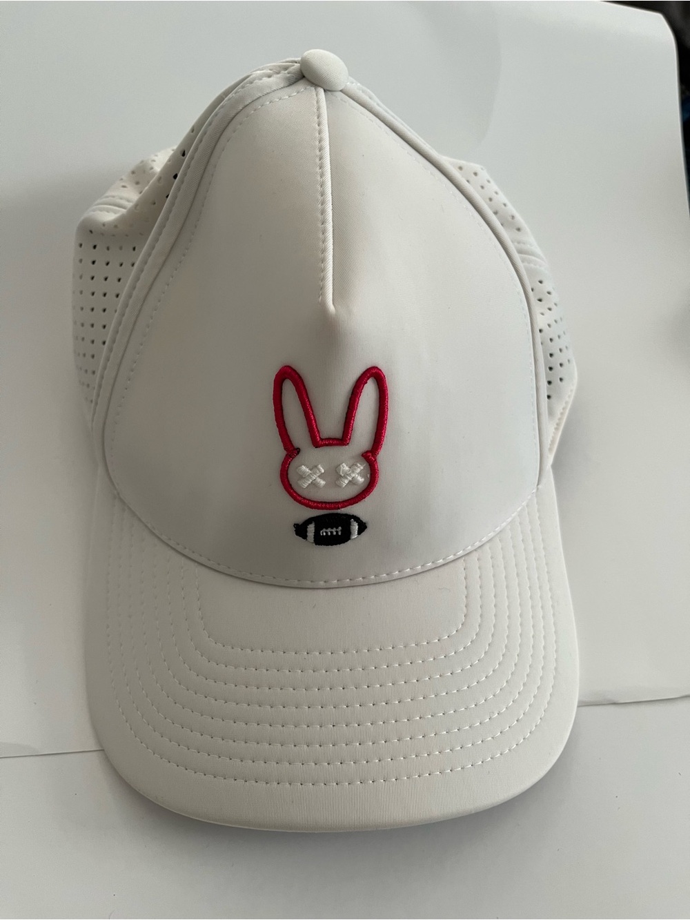 Psycho Bunny Men's White Embroidered Logo Perforated Baseball Hat - One Size